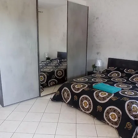 Mirko Apartmán Vaccarizzo-Delfino